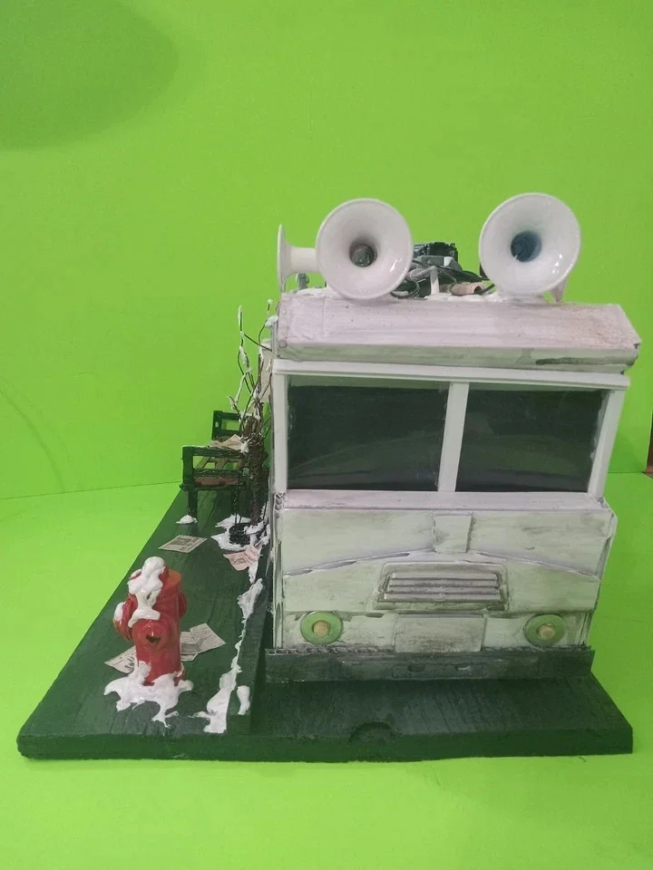 Neca Batman Macfarlane Toys 1/12 Scale Batman Returns Penguin Rv For 7 Inch Figs thumbnail 19