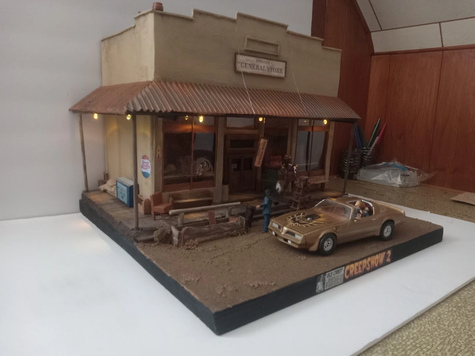Creepshow 2 Old Chief Wood'nhead Spruce's General Store Diorama With Trans Am thumbnail 10