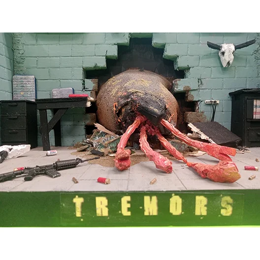 Tremors — Burt's Rec Room Graboid Breach Diorama (1:12) (Lights Up) thumbnail 15